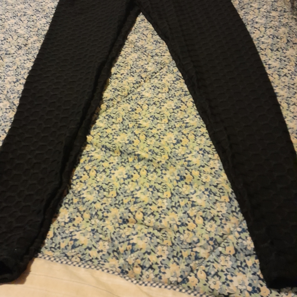 Shoactive medium black